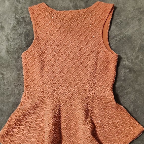 C'est Toi Peplum top w/Pearl Detail - Picture 2 of 6